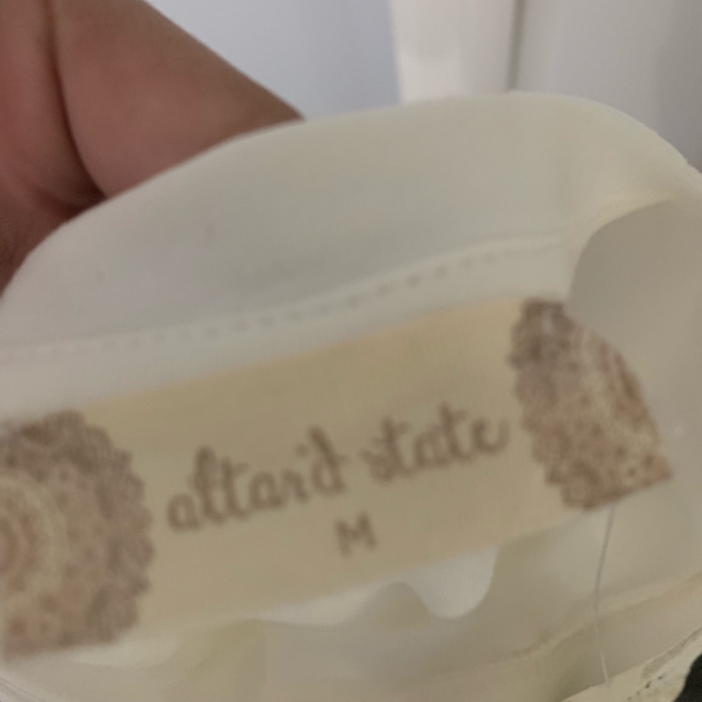 Altar’d State Shirt - Picture 2 of 4